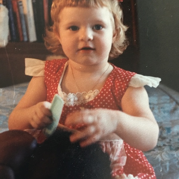 Meet your Posher, Susan - Picture 3 of 3